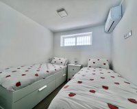 Reventa - Villa / Casa - San Miguel de Salinas - Las Filipinas