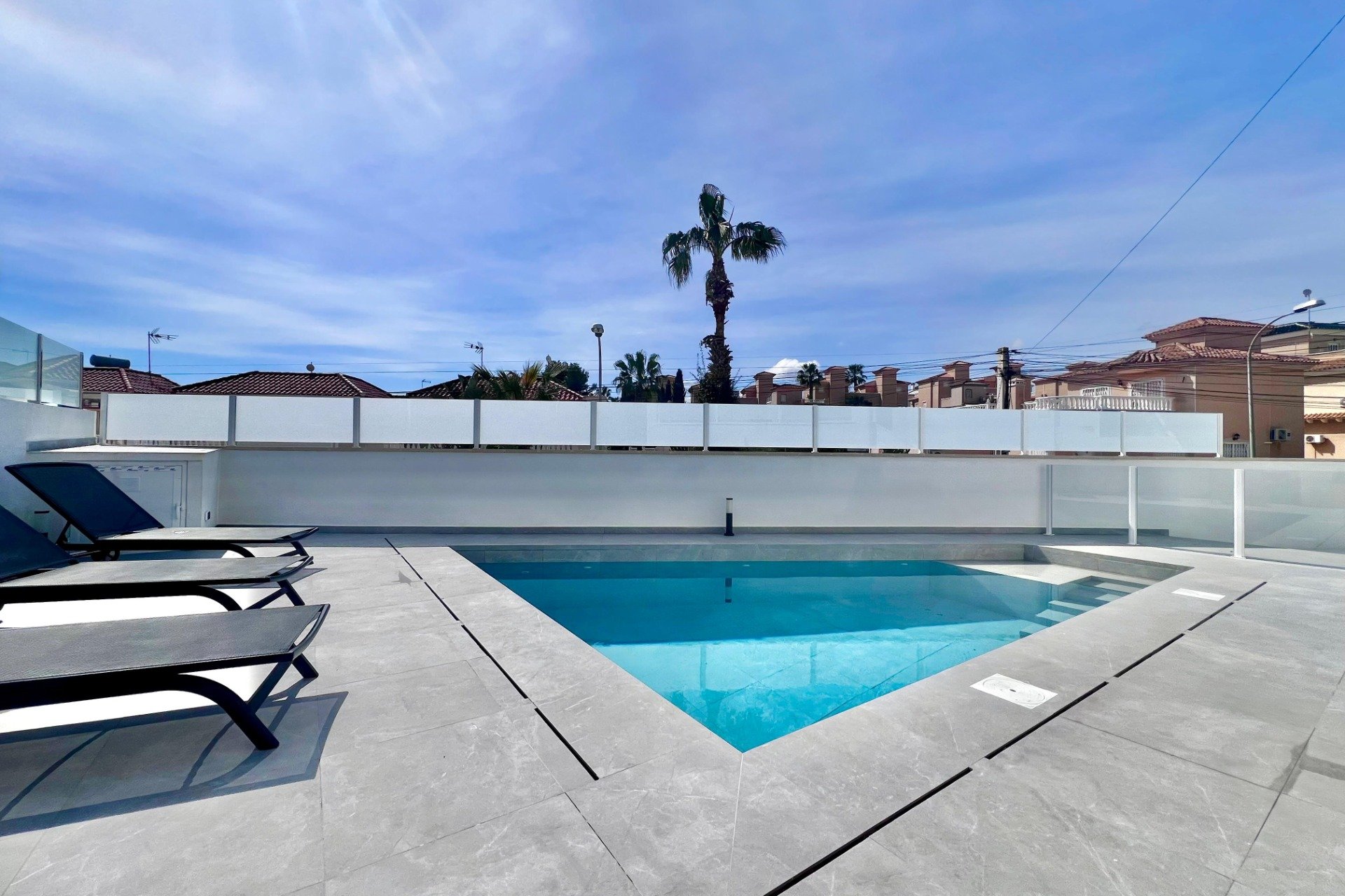 Reventa - Villa / Casa - San Miguel de Salinas - Las Filipinas