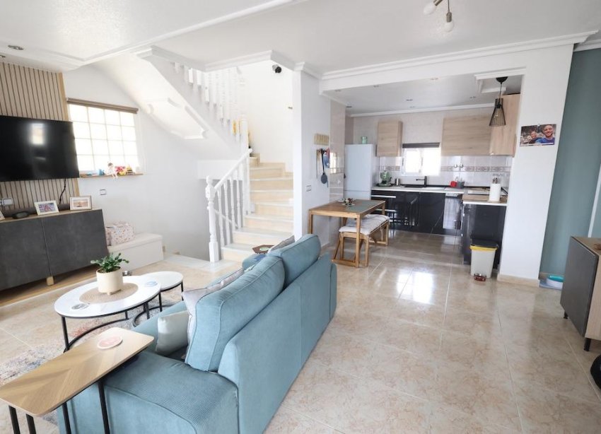 Reventa - Villa / Casa - San Miguel de Salinas - Las Filipinas