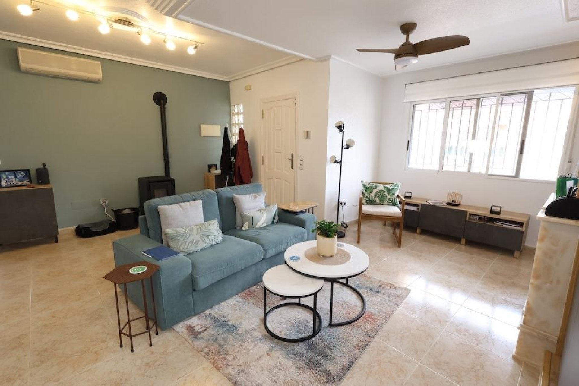 Reventa - Villa / Casa - San Miguel de Salinas - Las Filipinas