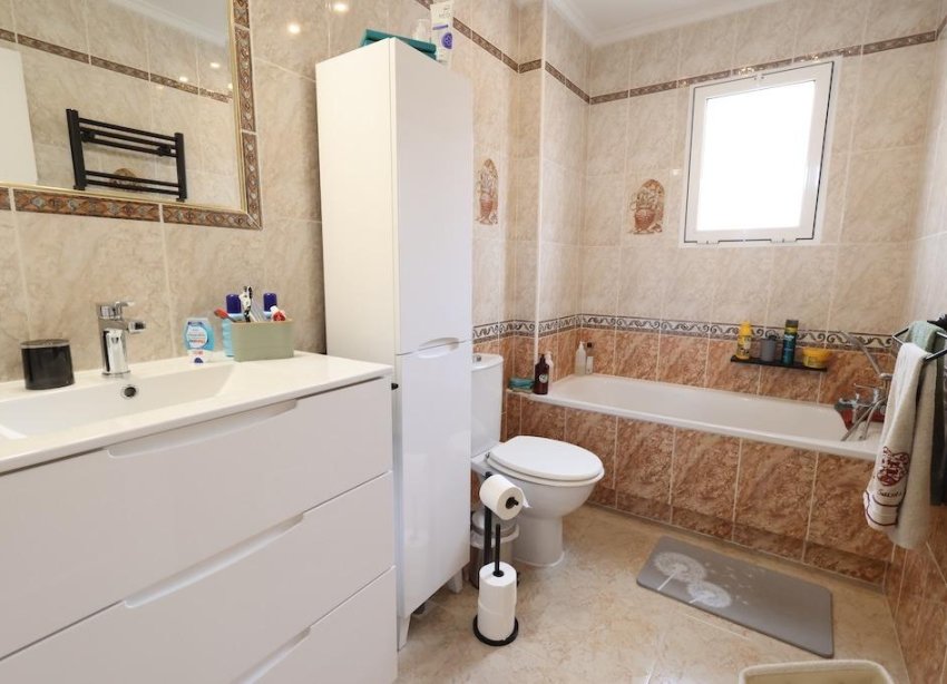 Reventa - Villa / Casa - San Miguel de Salinas - Las Filipinas