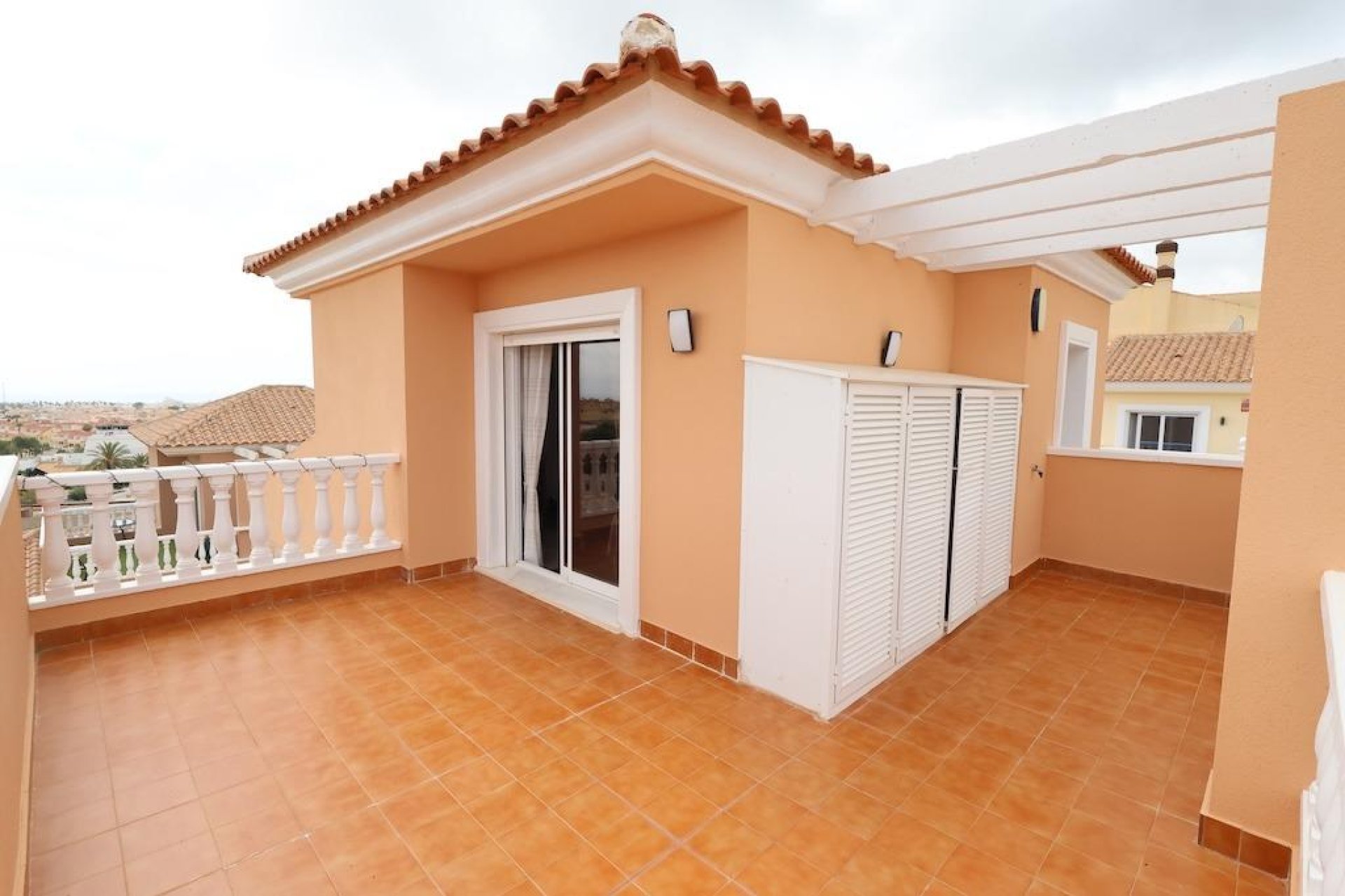 Reventa - Villa / Casa - San Miguel de Salinas - Las Filipinas
