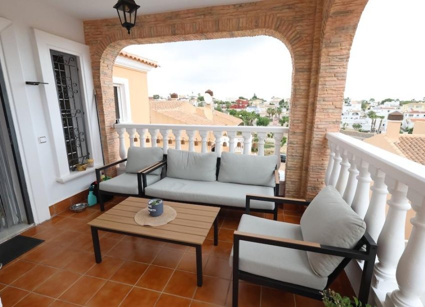 Reventa - Villa / Casa - San Miguel de Salinas - Las Filipinas