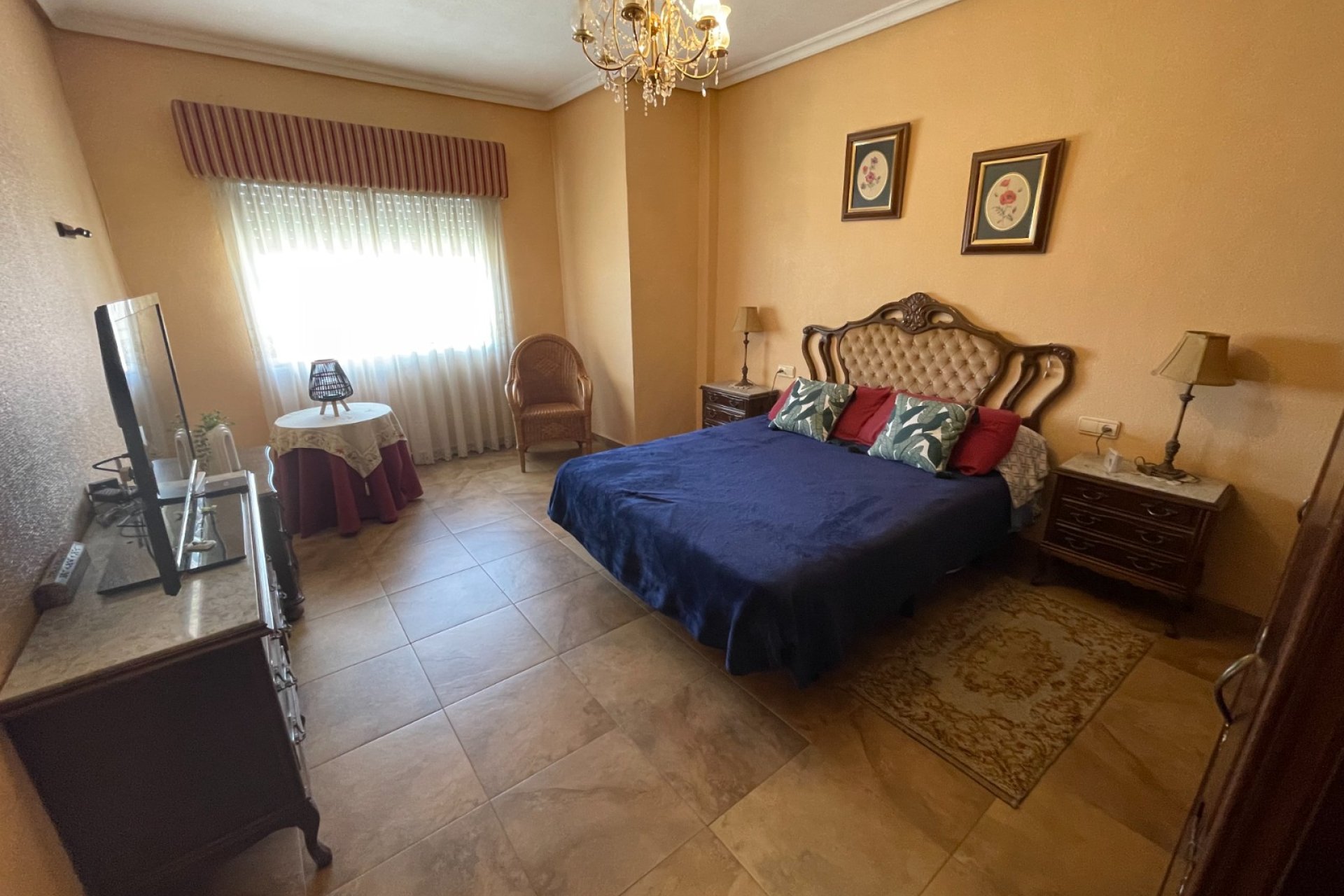 Reventa - Villa / Casa - San Miguel de Salinas - Pueblo