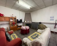 Reventa - Villa / Casa - San Miguel de Salinas - Pueblo