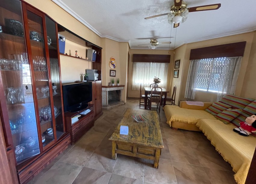 Reventa - Villa / Casa - San Miguel de Salinas - Pueblo