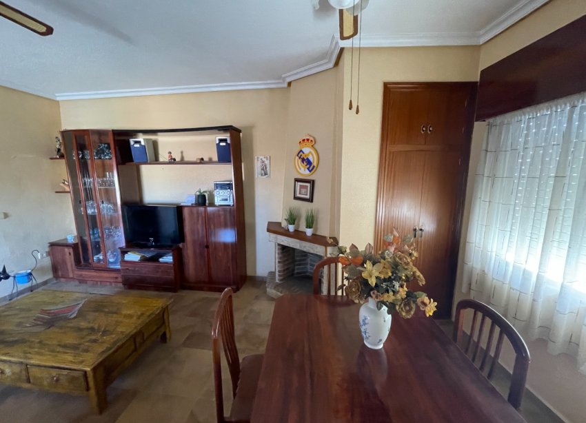 Reventa - Villa / Casa - San Miguel de Salinas - Pueblo