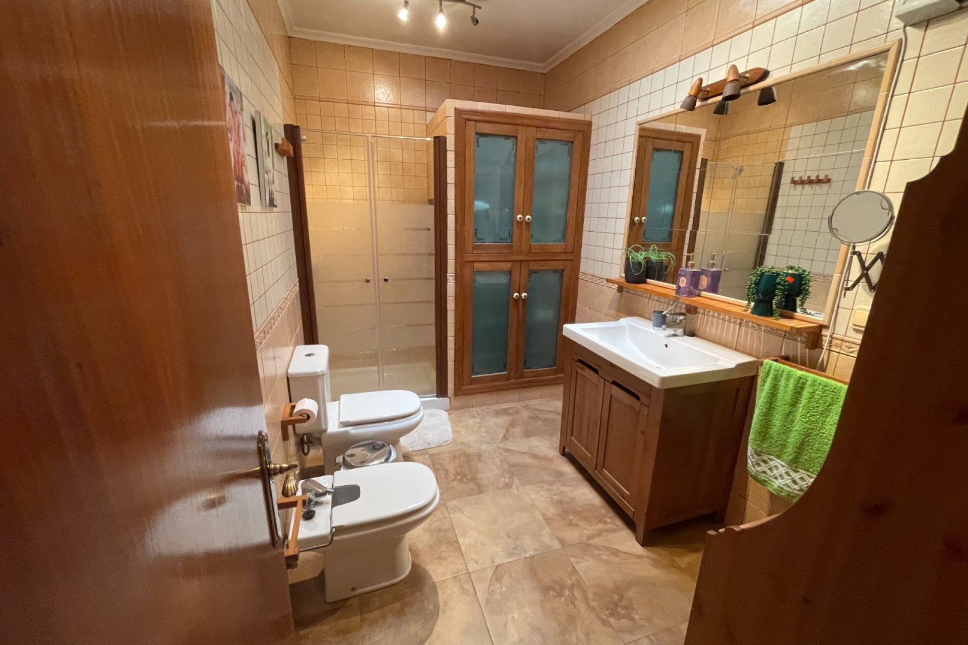 Reventa - Villa / Casa - San Miguel de Salinas - Pueblo