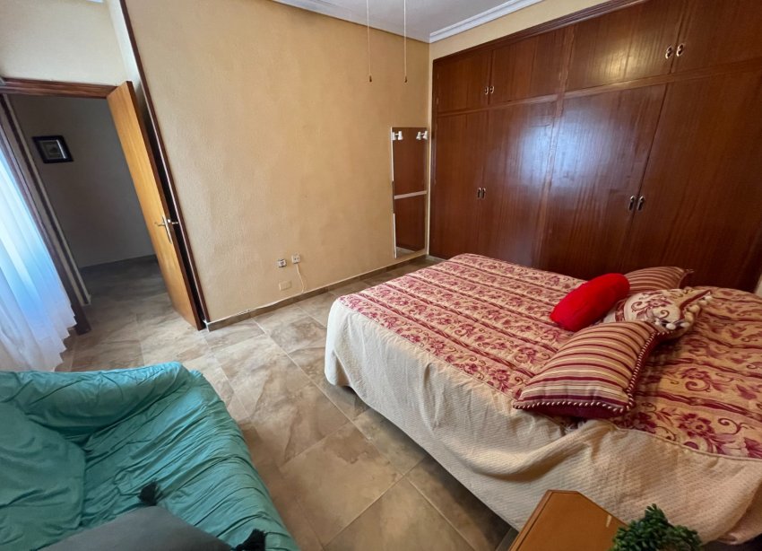 Reventa - Villa / Casa - San Miguel de Salinas - Pueblo