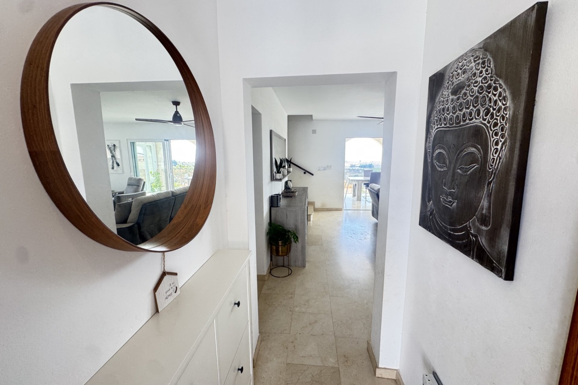 Reventa - Villa / Casa - San Miguel de Salinas