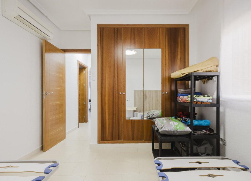 Reventa - Villa / Casa - Torrevieja - Aguas Nuevas