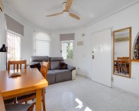 Reventa - Villa / Casa - Torrevieja - Aguas Nuevas