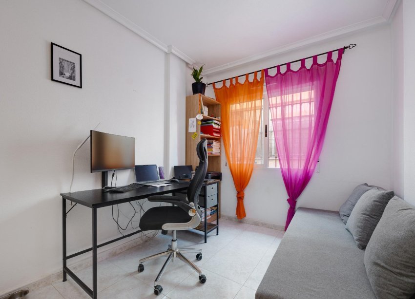Reventa - Villa / Casa - Torrevieja - Aguas Nuevas
