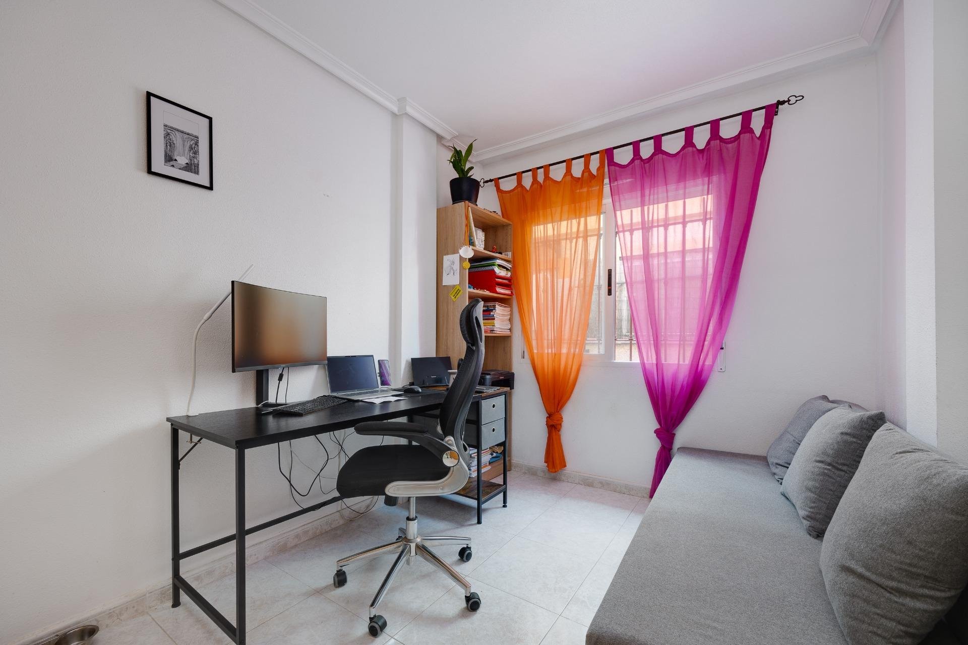 Reventa - Villa / Casa - Torrevieja - Aguas Nuevas