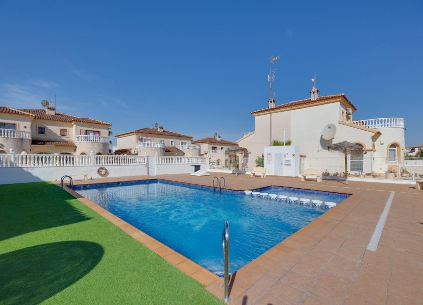Reventa - Villa / Casa - Torrevieja - Aguas Nuevas