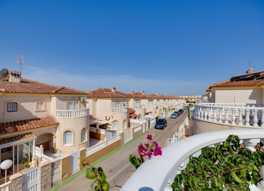 Reventa - Villa / Casa - Torrevieja - Aguas Nuevas
