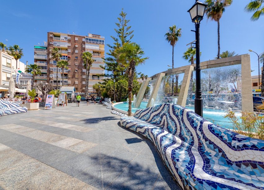 Reventa - Villa / Casa - Torrevieja - Aguas Nuevas