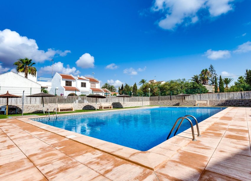 Reventa - Villa / Casa - Torrevieja - Calas blanca
