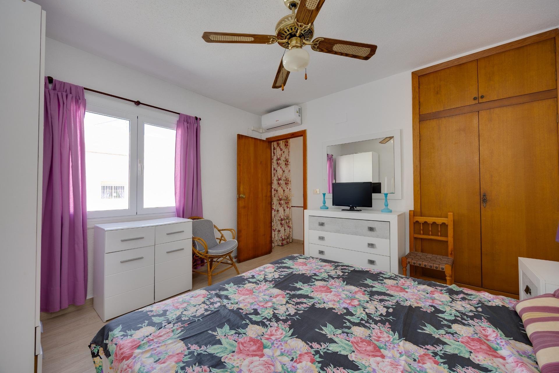 Reventa - Villa / Casa - Torrevieja - Calas blanca