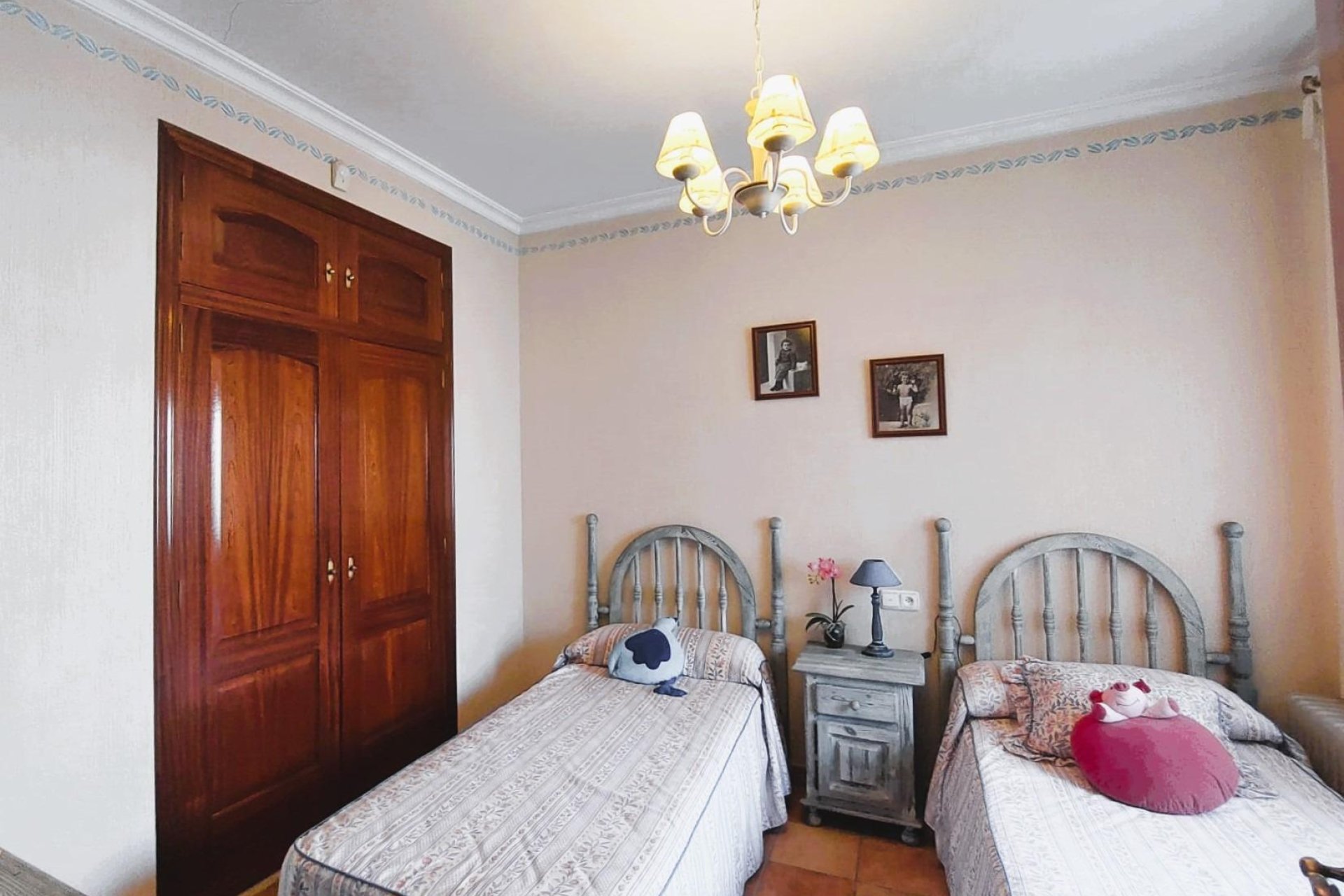 Reventa - Villa / Casa - Torrevieja - Centro