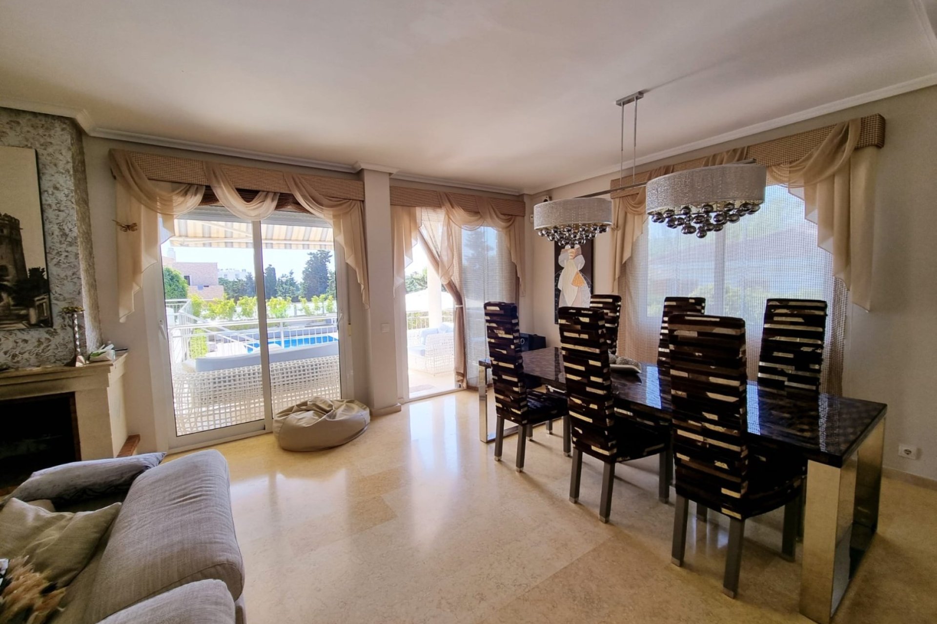 Reventa - Villa / Casa - Torrevieja - La Mata