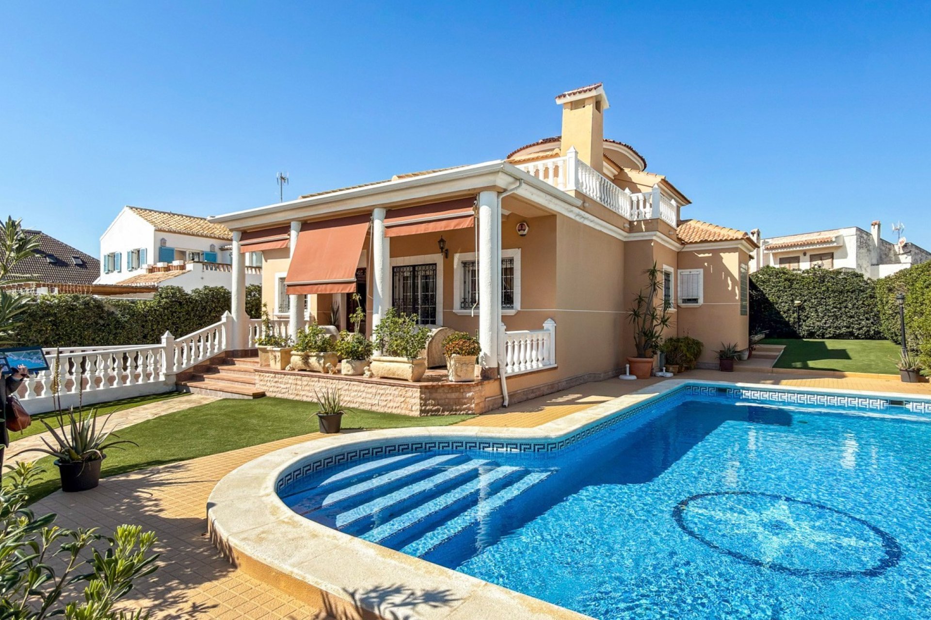 Reventa - Villa / Casa - Torrevieja - La Mata