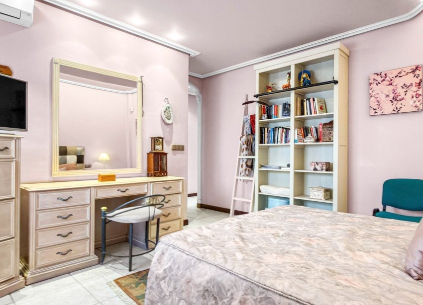Reventa - Villa / Casa - Torrevieja - La Mata