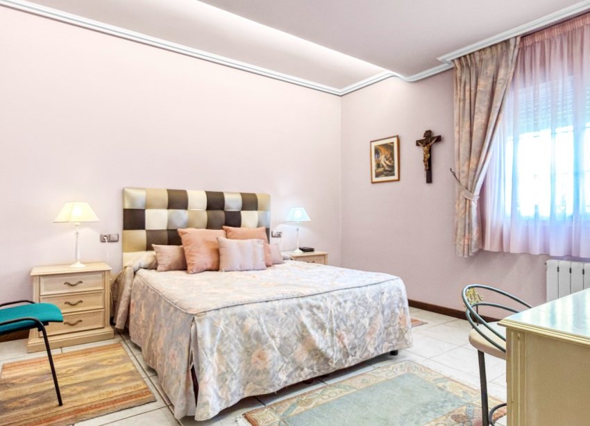 Reventa - Villa / Casa - Torrevieja - La Mata