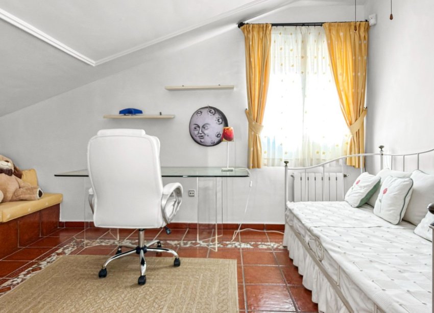 Reventa - Villa / Casa - Torrevieja - La Mata