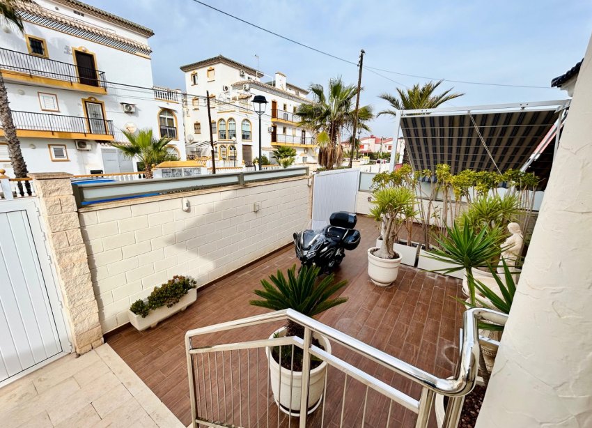 Reventa - Villa / Casa - Torrevieja - La Mata