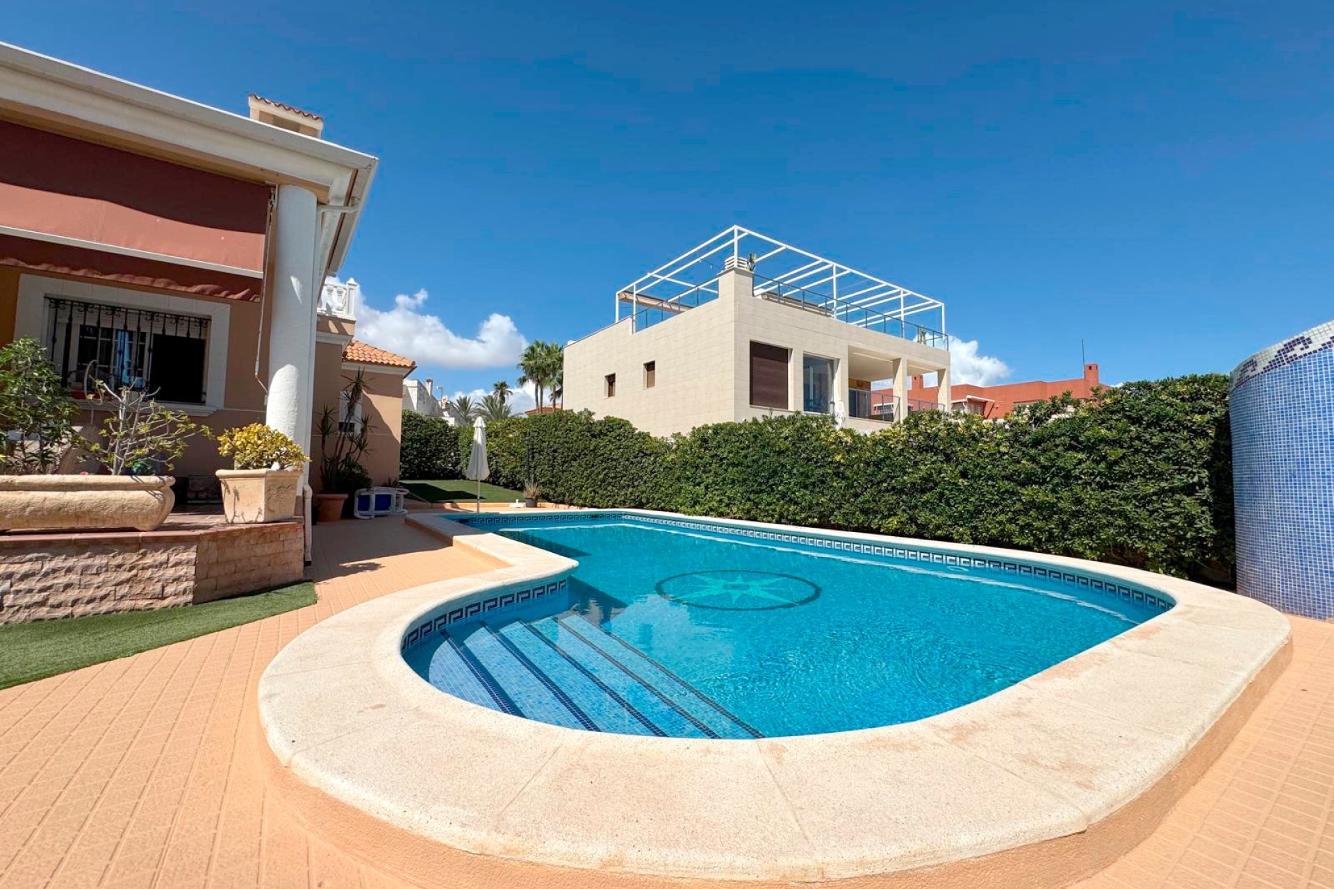 Reventa - Villa / Casa - Torrevieja - La Mata