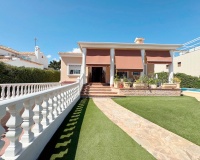 Reventa - Villa / Casa - Torrevieja - La Mata