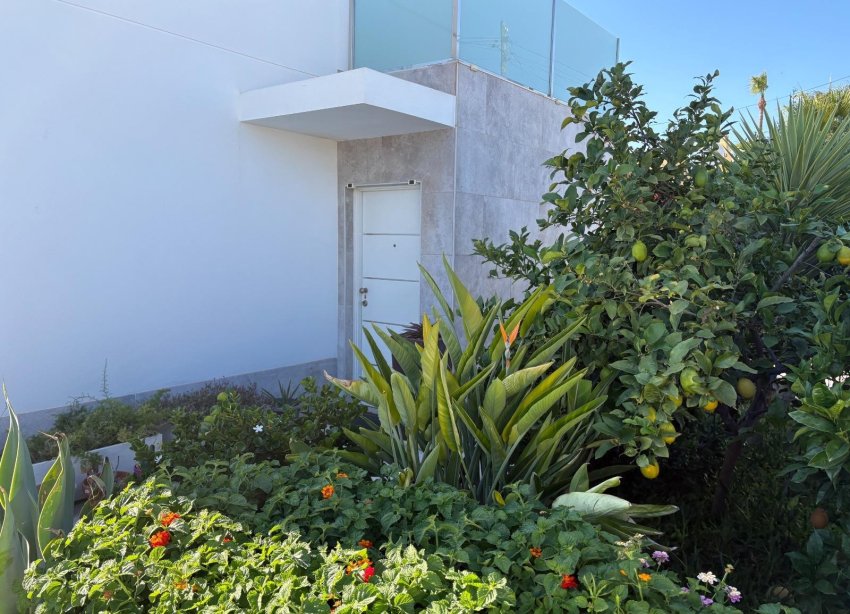 Reventa - Villa / Casa - Torrevieja - La Siesta