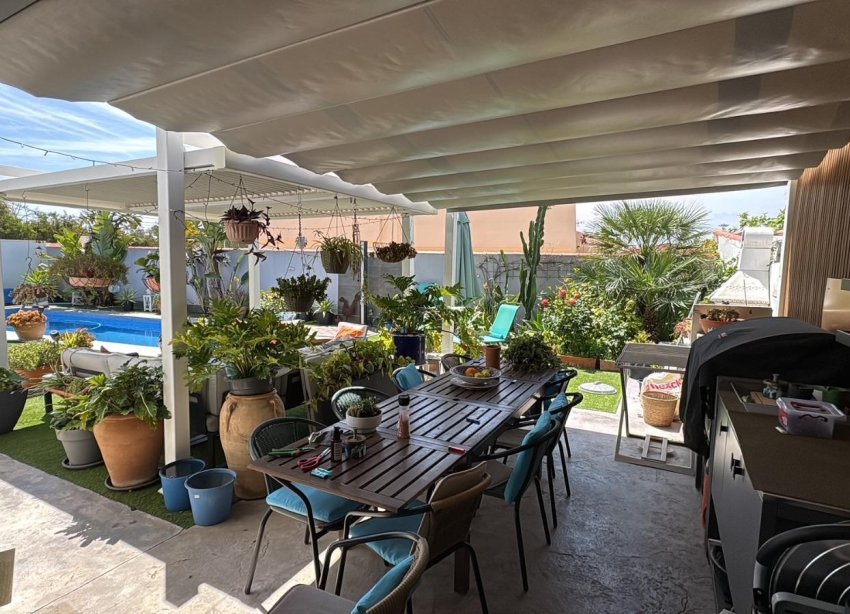 Reventa - Villa / Casa - Torrevieja - La Siesta