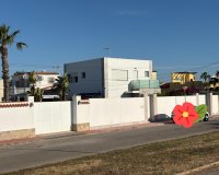 Reventa - Villa / Casa - Torrevieja - La Siesta