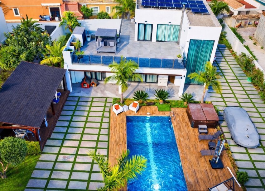 Reventa - Villa / Casa - Torrevieja - Los Balcones