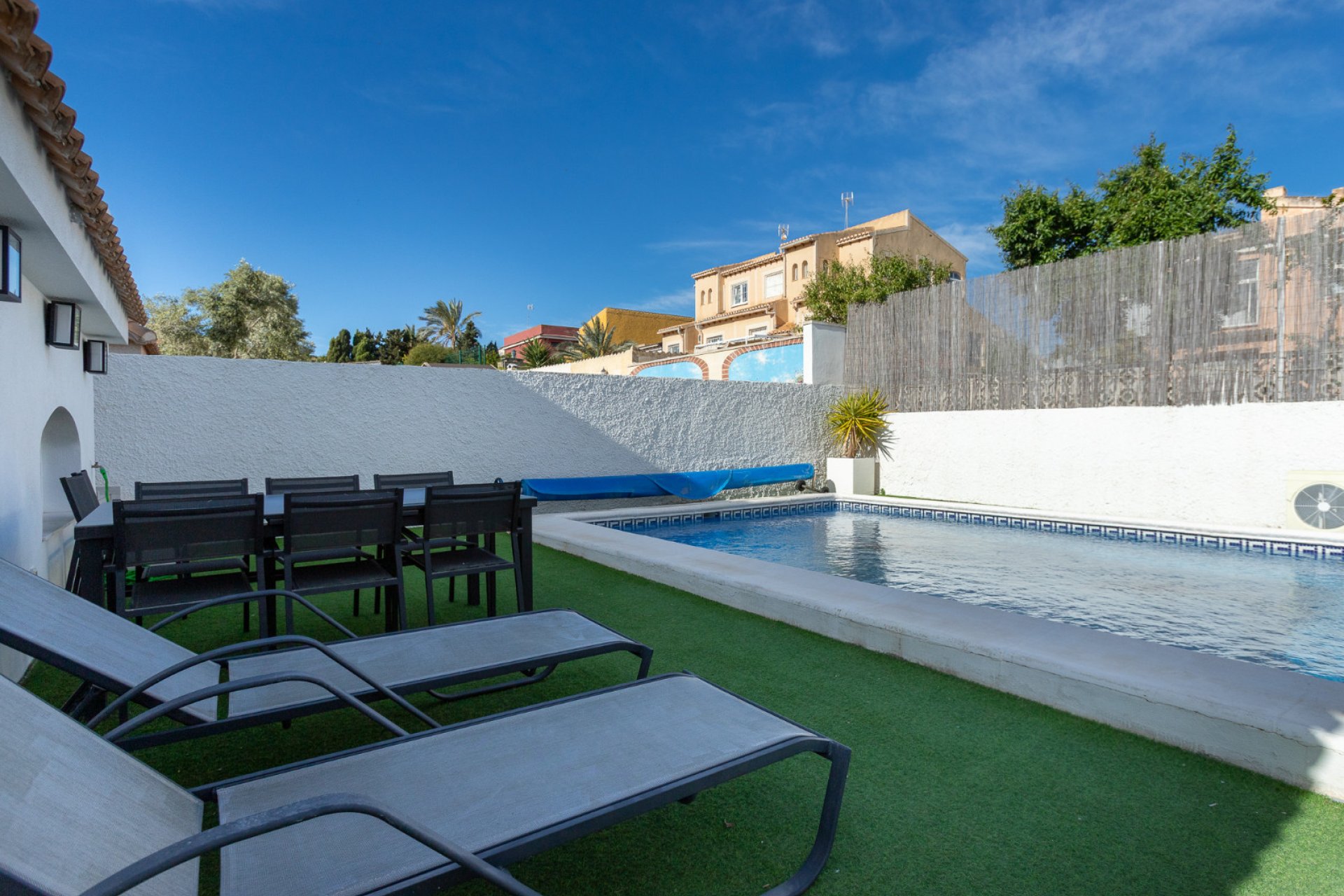 Reventa - Villa / Casa - Torrevieja - Los Balcones