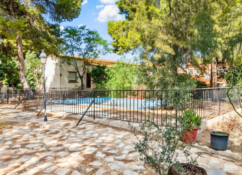 Reventa - Villa / Casa - Torrevieja - Los Balcones