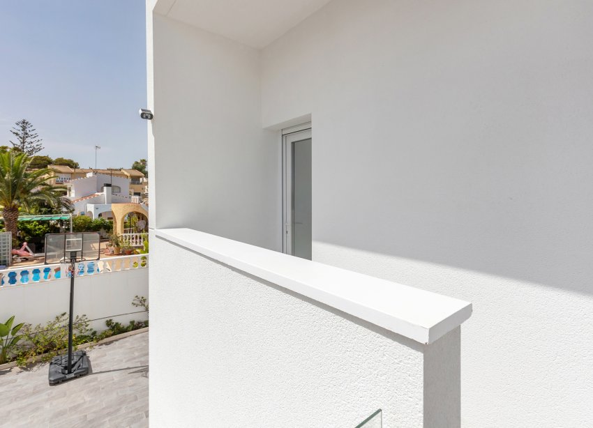 Reventa - Villa / Casa - Torrevieja - Los Balcones