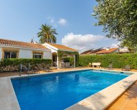 Reventa - Villa / Casa - Torrevieja - Playa de los Locos
