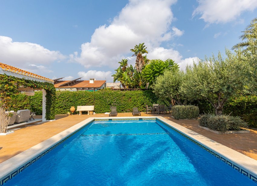 Reventa - Villa / Casa - Torrevieja - Playa de los Locos