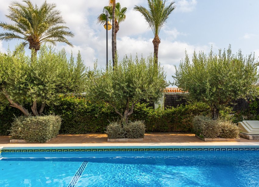 Reventa - Villa / Casa - Torrevieja - Playa de los Locos