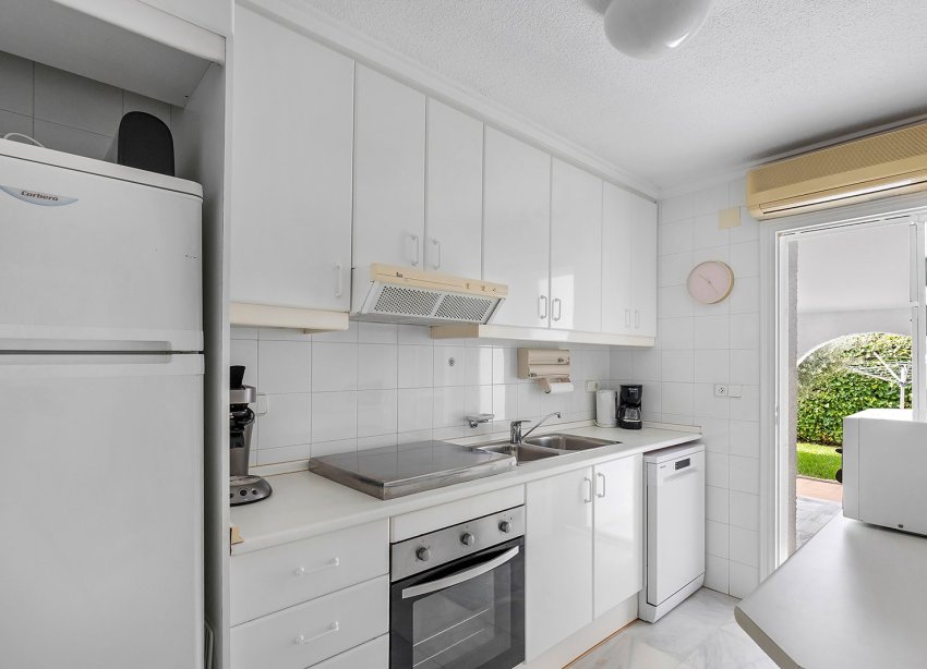 Reventa - Villa / Casa - Torrevieja - Playa de los Locos