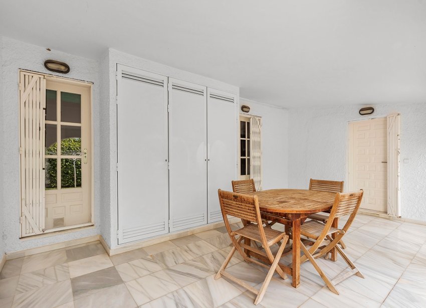Reventa - Villa / Casa - Torrevieja - Playa de los Locos