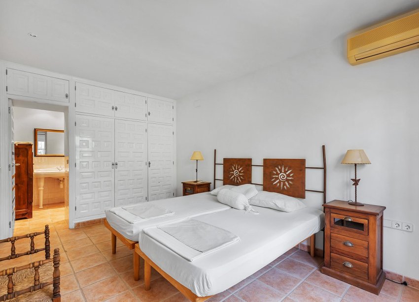 Reventa - Villa / Casa - Torrevieja - Playa de los Locos