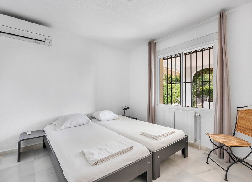 Reventa - Villa / Casa - Torrevieja - Playa de los Locos