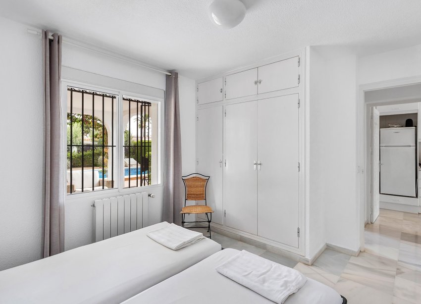 Reventa - Villa / Casa - Torrevieja - Playa de los Locos