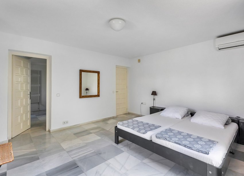 Reventa - Villa / Casa - Torrevieja - Playa de los Locos