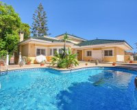 Reventa - Villa / Casa - Torrevieja - Torreta florida