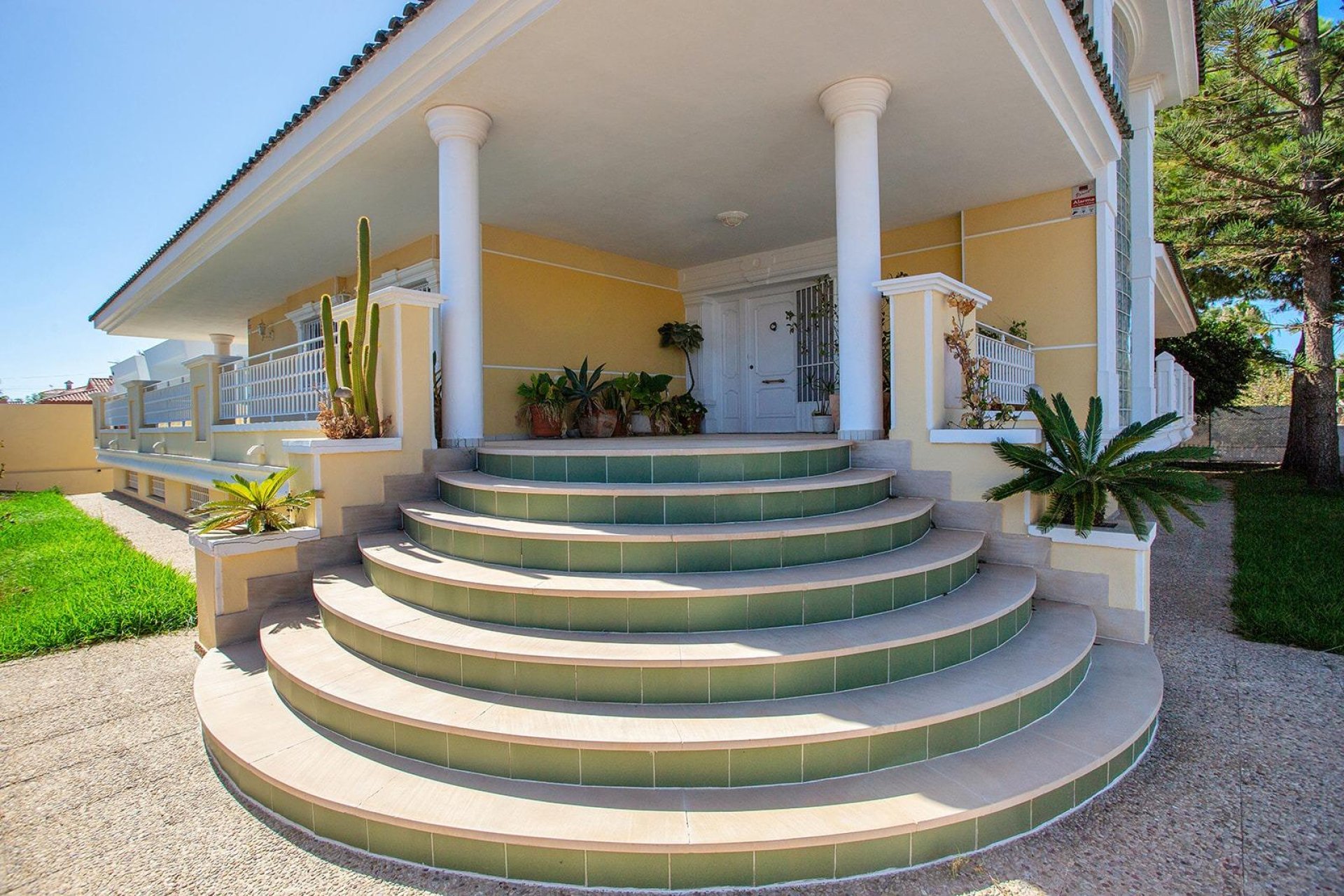 Reventa - Villa / Casa - Torrevieja - Torreta florida